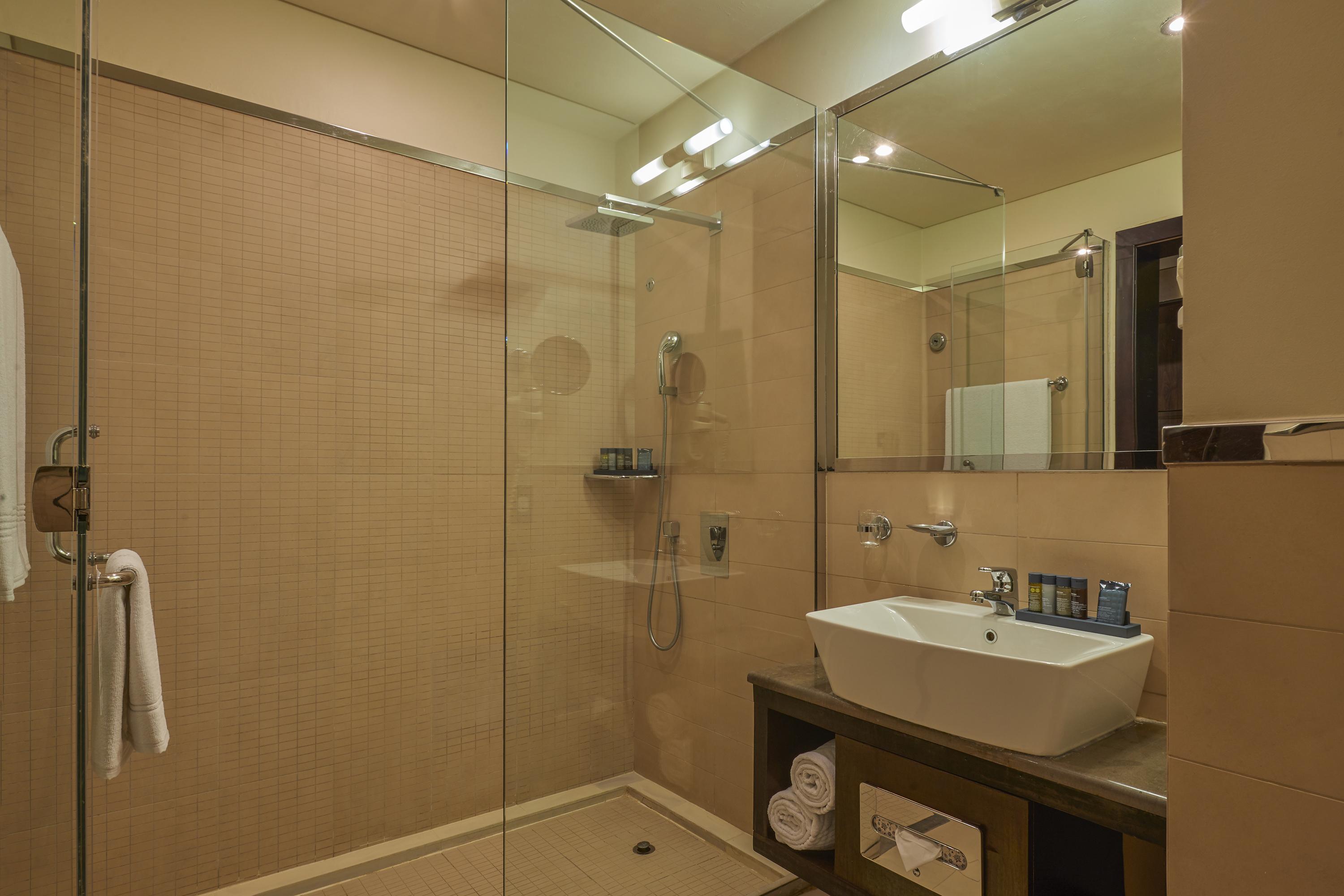 Safir Hotel Doha Eksteriør bilde