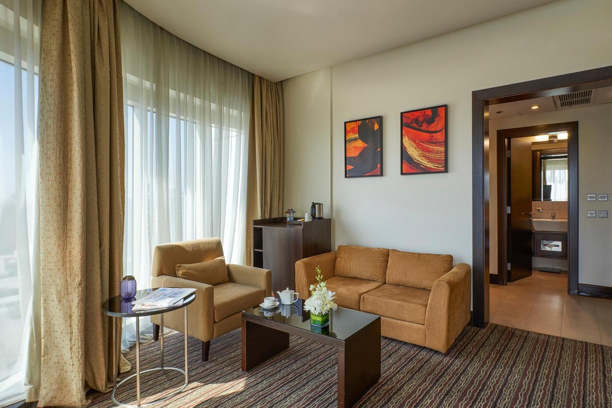 Safir Hotel Doha Eksteriør bilde