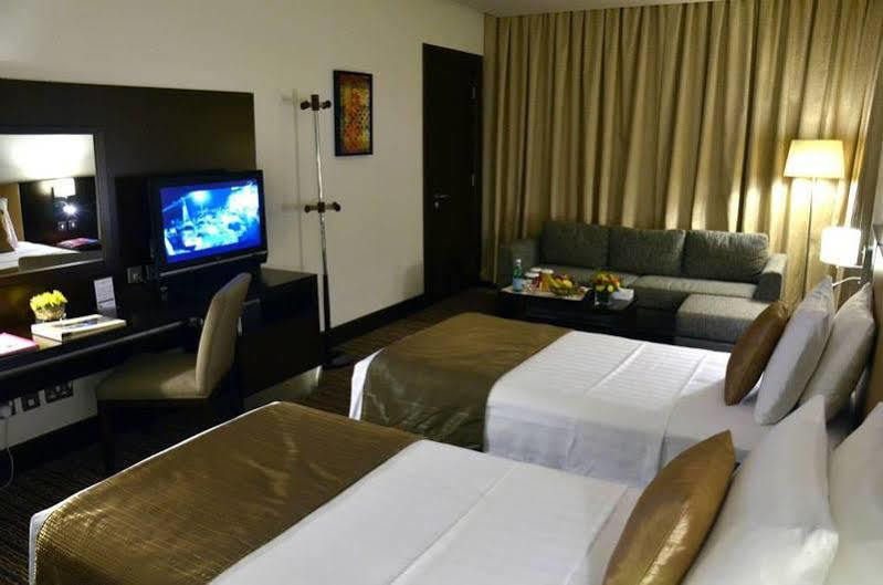 Safir Hotel Doha Eksteriør bilde